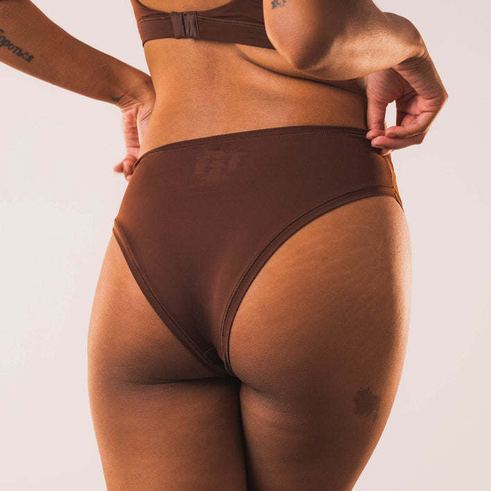 Taille Haute Cheeky Ultra Smooth