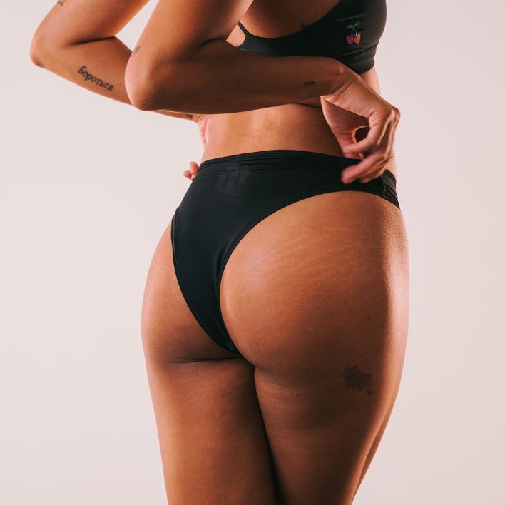 Taille Haute Cheeky Ultra Smooth